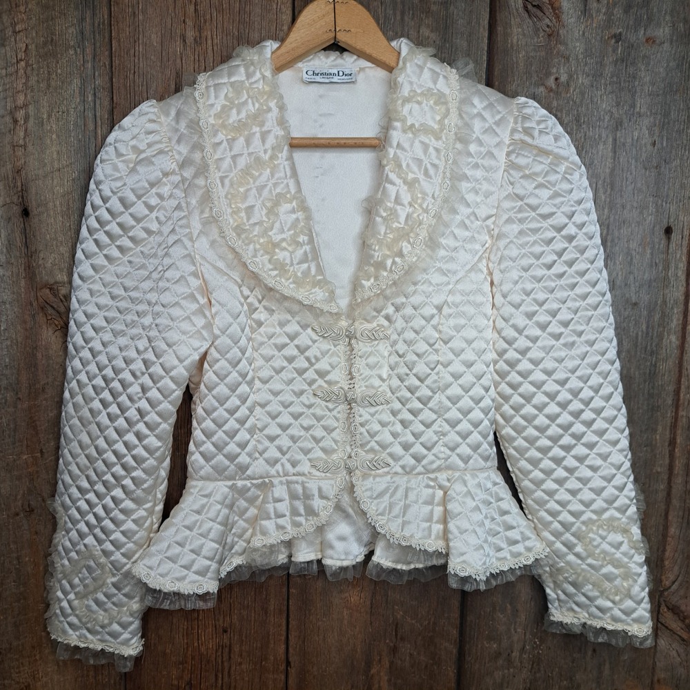 Vtg Christian Dior Coquette Chic Lingerie Ivory Quilted Peplum Bed Jacket Petite